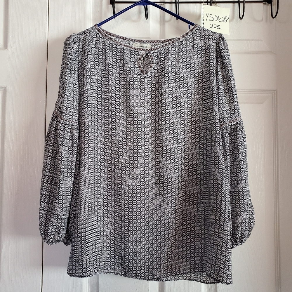 Max Studio Long Sleeve Print Keyhole Top in White/Black Pullover Puff Sleeves Sm